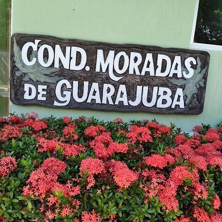 Condominio Moradas De グアラジュバ エクステリア 写真